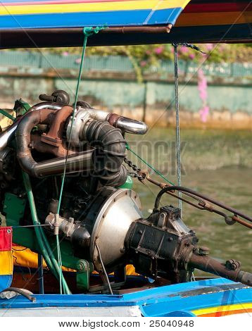 Motore di Longtail Boat a Bangkok