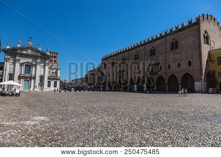 Mantova, Italy - August 2017: Amazing Ducal Palace Facade In The Main Square Of The City, Piazza Sor