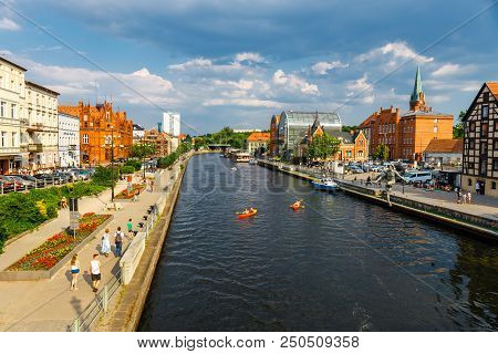 Bydgoszcz, Poland, May 31, 2018: The Waterfront On The River Brda With Beautiful Architecture In Byd