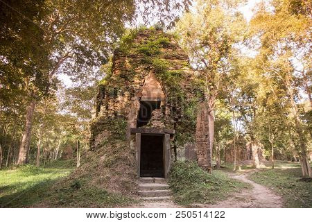 Cambodia Kampong Thom Sambor Prei Kuk Temple