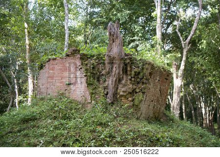 Cambodia Kampong Thom Sambor Prei Kuk Temple