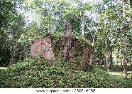 Cambodia Kampong Thom Sambor Prei Kuk Temple