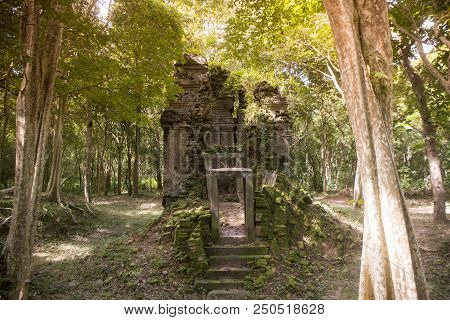 Cambodia Kampong Thom Sambor Prei Kuk Temple