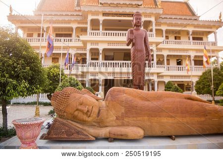 Cambodia Kampong Thom Wat Kampong Temple