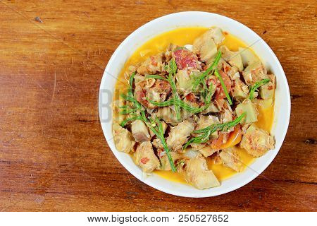 Northern Thailand Local Food Called Kaeng Khanun-on Is Cooking Like A Young Jack Fruit Soup With Por