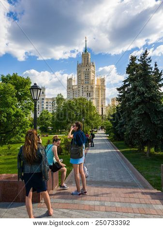 Moscow, Russia - May 12. 2018. Ustyinsky Square And Skyscraper On A Kotelnicheskaya Embankment