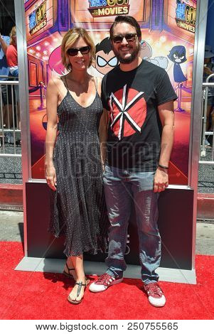 LOS ANGELES - JUL 22:  Wil Wheaton and Anne Wheaton arrives to the 