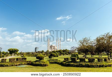 Summer View To Turkey Adana Sabanci Central Mosque And Park