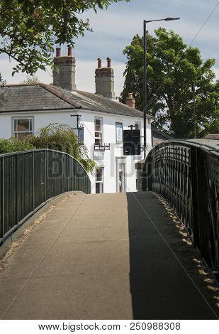 Beccles, Suffolk, Uk, July 2018 - Footbridge Over The River Waveney In The Market Town Of Beccles, S