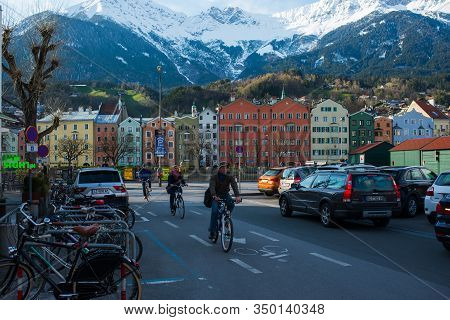 Insbruk, Austria - February 2020:pedestrians, Residents And Tourists In The Narrow Streets Of The Ol