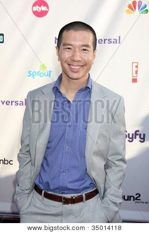 LOS ANGELES - AUG 1: Reggie Lee ankommer til NBC TCA sommeren 2011 alle stjerne fest på SLS Hotel på 