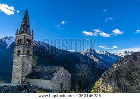 San Peyre Di Stroppo And The Lazaretto Of Caudano: Two Artistic Jewels Of The Maira Valley