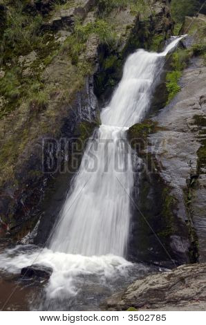 Caída de agua