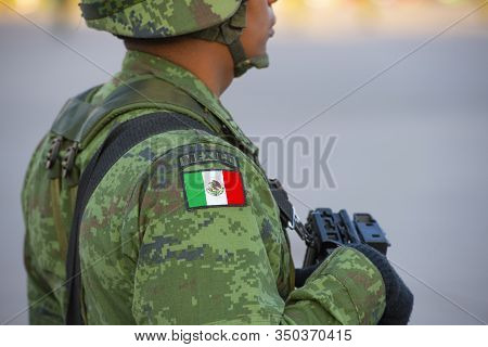 Mexico City - Jan. 18, 2020: Raising Flag Guard Of Honor Stand On Zocalo In Front Of Metropolitan Ca