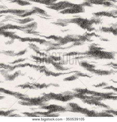 Wavy Mottled Worn Distressed Cross Hatch Seamless