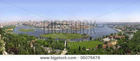 Istanbul City, Türkiye. Haliç manzarası