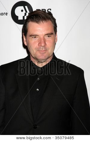 Лос-Анджелес - Июл 21: Брендан Койл на фотосессия для «Downton Эбби» в Beverly Hilton Hotel на Ju