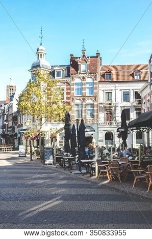 Venlo, Limburg, Netherlands - October 13, 2018: Street With Cafes, Restaurants, And Bars In The Hist