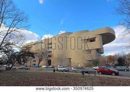 Washington, Dc - December 7 2017: Smithsonian Institution National Museum Of The American Indian On 