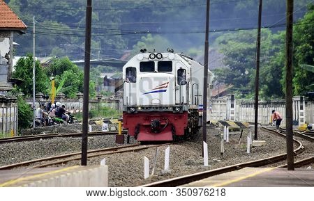 Kaliwungu, Indonesia - 16 February 2020: The Train Drove On The Rails