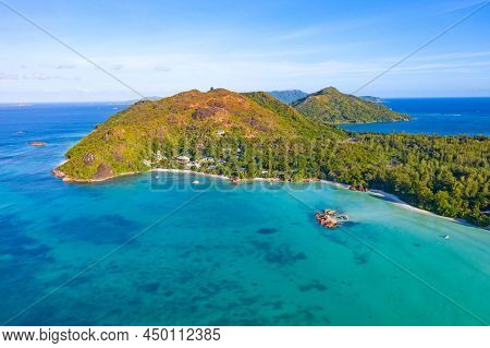 Famous Anse Volbert (Cote d'Or) beach on the Praslin island, Seychelles