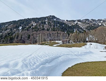 Snow-capped Alpine Peak Gulmen (or Gulme, 1998 M) In Alpstein Mountain Range And In Appenzell Alps M
