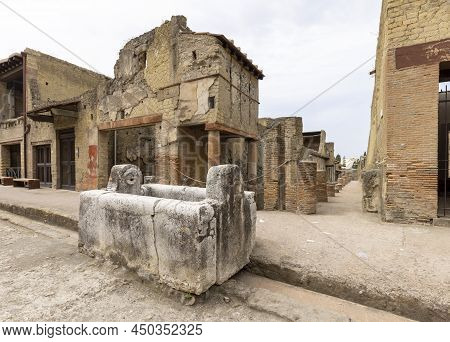 Herculaneum, Campania, Italy - June 29, 2021: Ruins Of An Ancient City Destroyed By The Eruption Of 