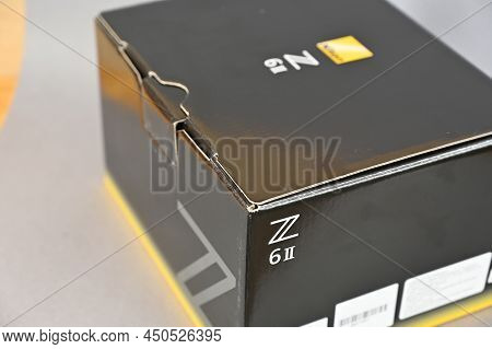 The Nikon Z 6ii Is A High-end Full-frame Mirrorless Interchangeable-lens Camera (milc) Produced By N