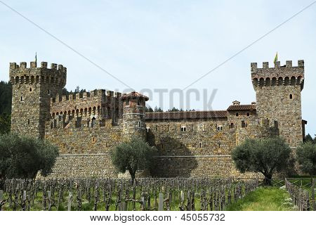 Castello di Amorosa 酒厂在纳帕谷