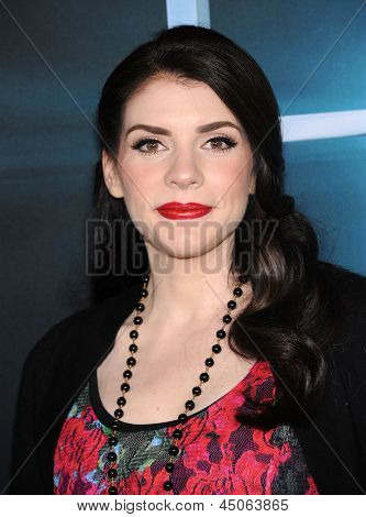 LOS ANGELES - MAR 19: Stephenie Meyer přichází do 