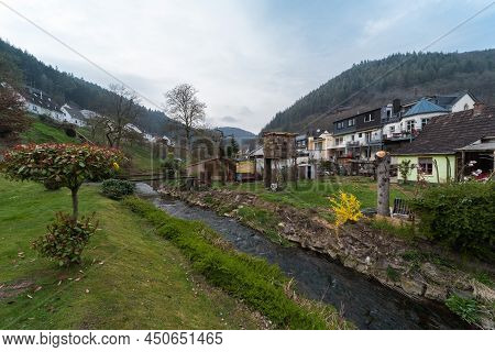 Kordel, Rhineland-palatinate - Germany - 04 10 2019 Idyllic View Over The Backyards Around The Valle