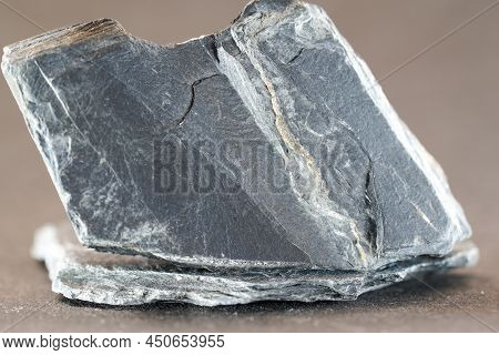 Slate, Stone Splinters, Wood Splinters, Shingle Is A Collective Term For Different Tectonically Defo