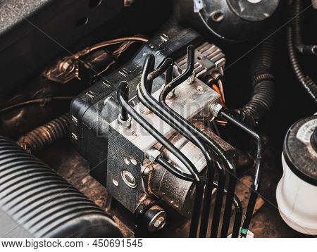 Abs Unit Module Control Box With Pipes Of Car Brake System (anti-lock Brake System)