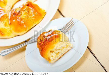 Sweet Bread Donut Cake
