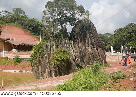 Xango Stone Park