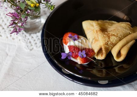 Pancakes, Strawberries And Cream
