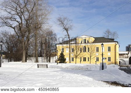 View Of The Spaso-andronikov Monastery In Moscow In Winter