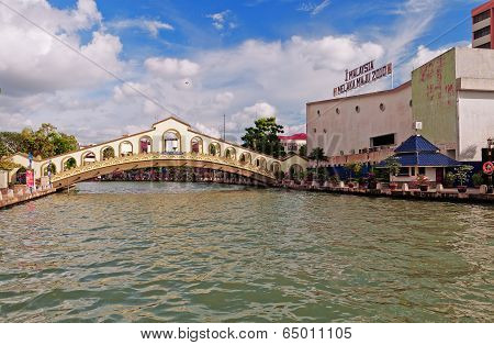An Arch Bridge Over The Malacca River Near Jambatan Old Bus Station