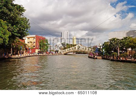 Eye On Melaka And Arch Bridge Over The River Near Jambatan Old Bus Station