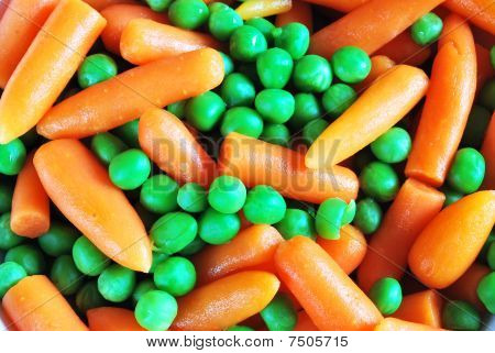 Guisantes y zanahorias