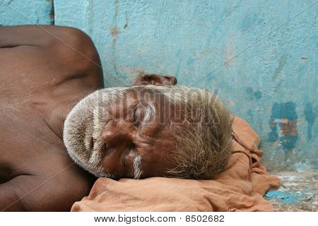 Indické bezdomovec, Varanasi
