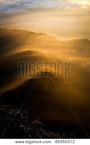 Amazing sunrise seen from Sri Pada