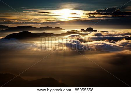 Amazing sunrise seen from Sri Pada