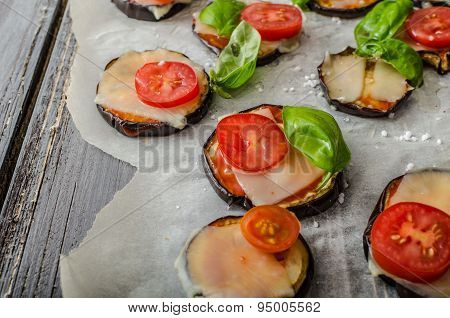 Vegetable Mini Pizza