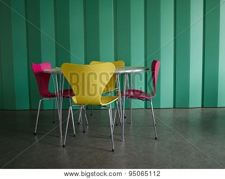 Modern Interior Design Chairs And Table