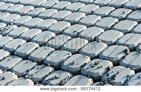 New Coverage Of An Embankment Talus