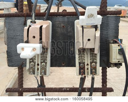 Old electricity switch outside, Cut out the old danger