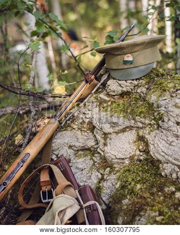 Gear and weapons of a soldier during the first world war and the civil war in Russia