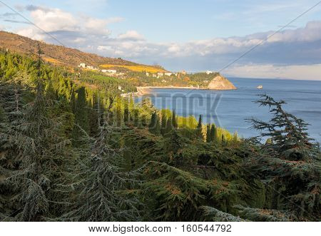 A view of the Plaka weight from the observation deck of the village Partenit Crimea