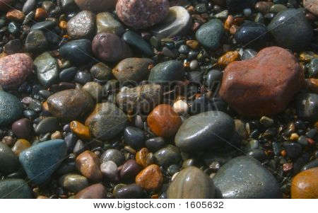 Guijarros en una playa